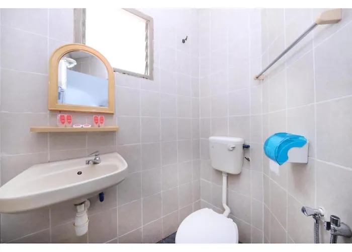 Oyo 443 Hotel Barlian Palembang
